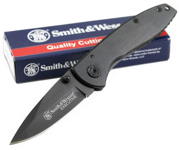 Smith-Wesson-Executive-2