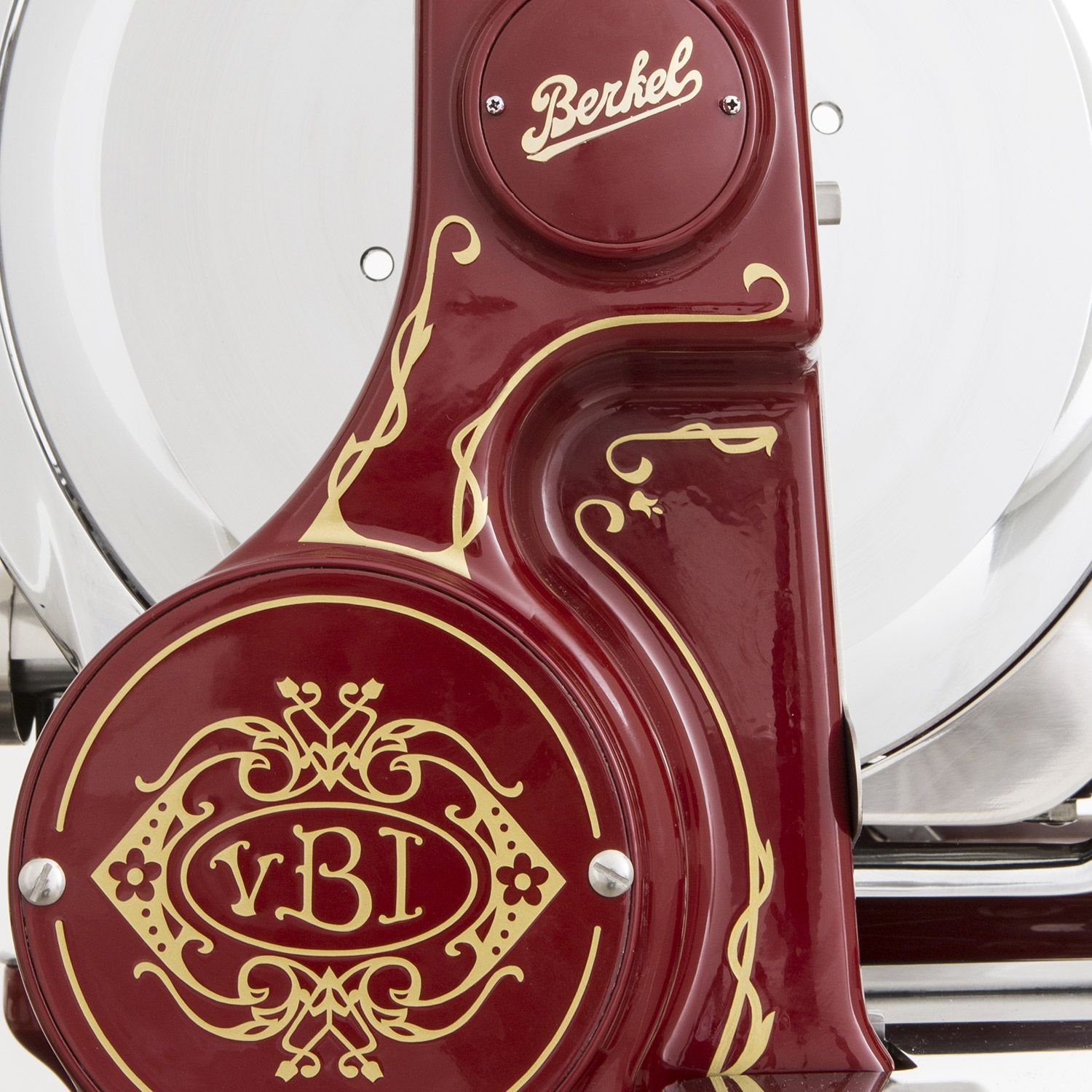bktrb_red-u_03_4
